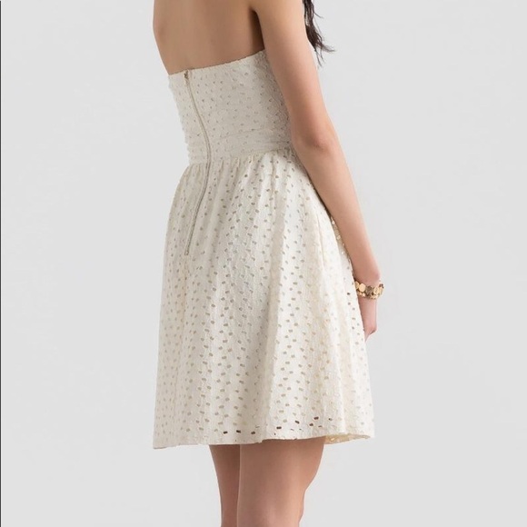 Francesca’s Mae Eyelet ivory strapless dress NWT size large - Picture 2 of 9